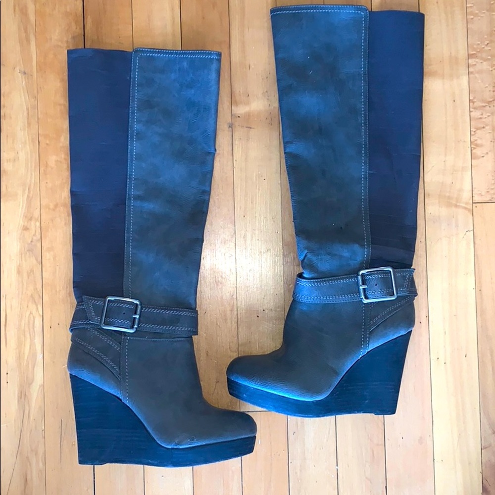 BCBG BOOTS